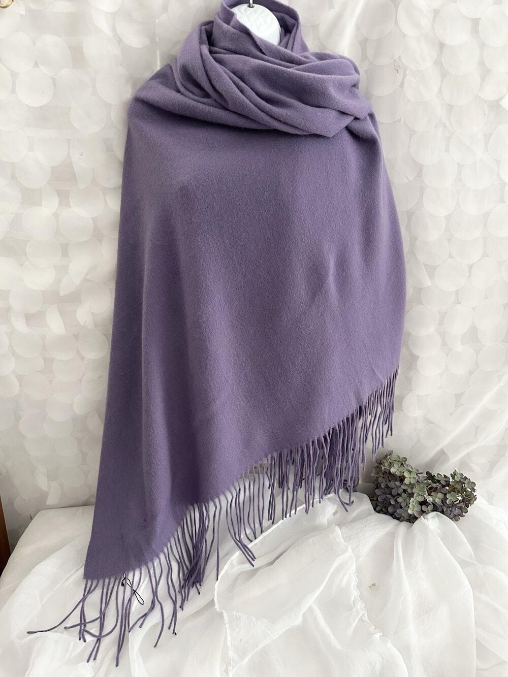PUR CASHMERE 100% Cashmere Wrap Pashima Shawl Lavender Fringed INNER MONGOLIA